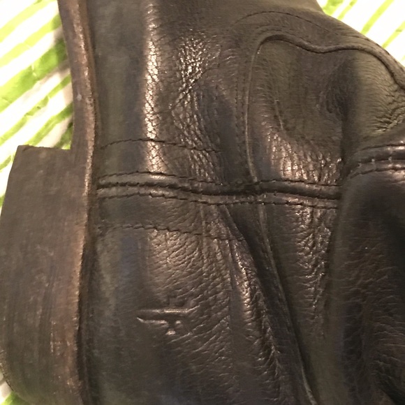 Frye Carson black distressed boot - Picture 7 of 8